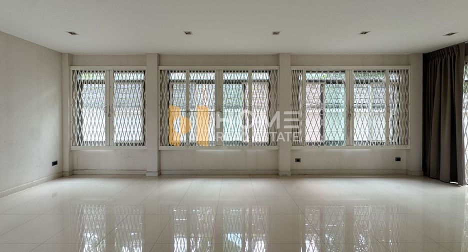 Casa en venta de 3 habitaciones en Prawet, Bangkok