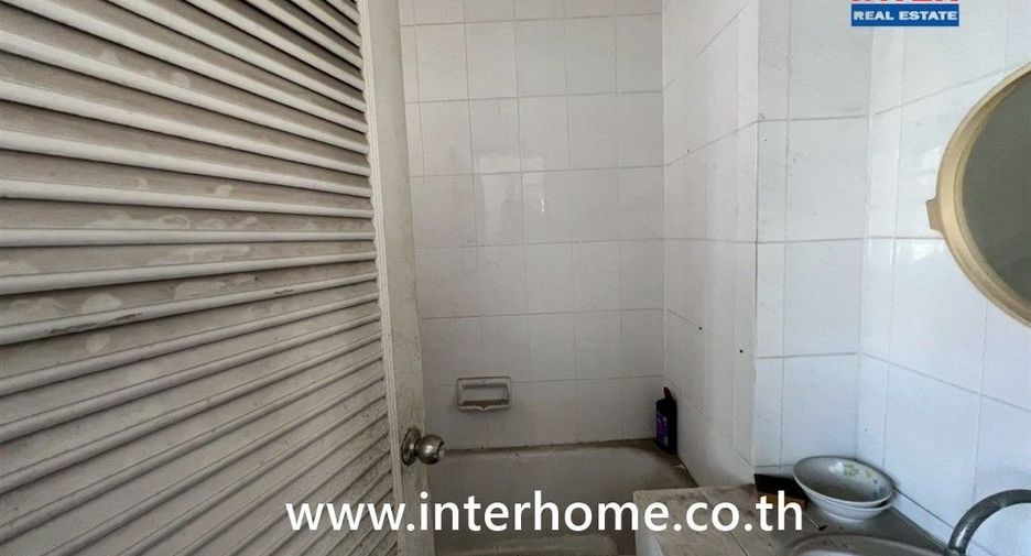 Продажа 6 спальни таунхаус в Mueang Nonthaburi, Нонтабури
