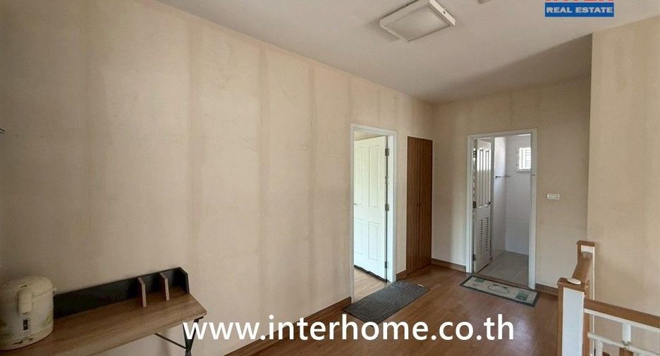 Продажа 4 спальни дом в Pak Kret, Нонтабури