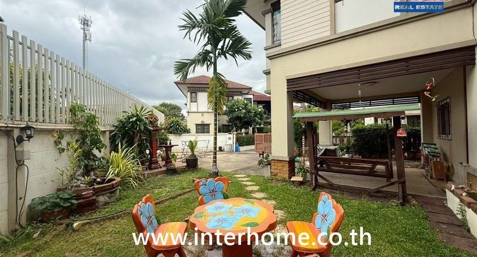 For sale 4 bedrooms house in Sam Phran, Nakhon Pathom