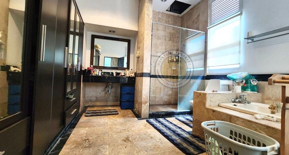 For sale 2 ベッドルーム villa in East Pattaya, Pattaya