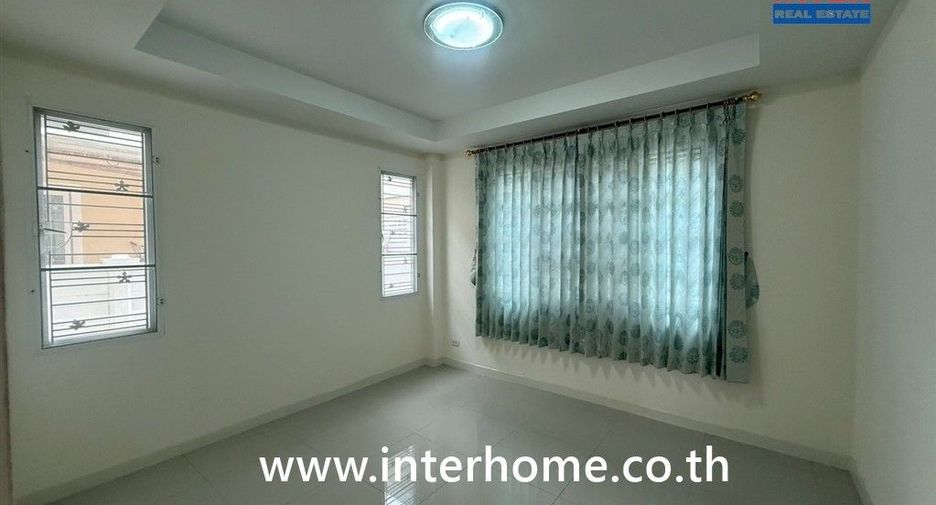 À vendre 5 chambres maison à Phutthamonthon, Nakhon Pathom