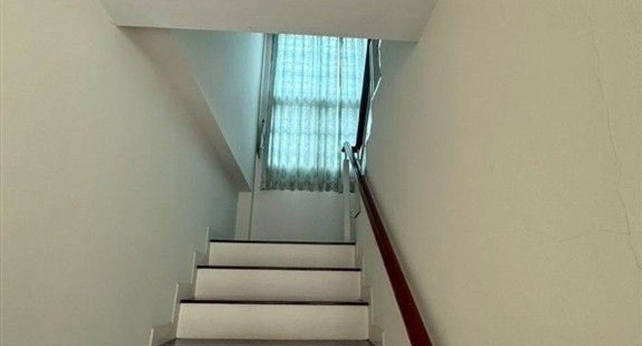 À vendre 5 chambres maison à Phutthamonthon, Nakhon Pathom