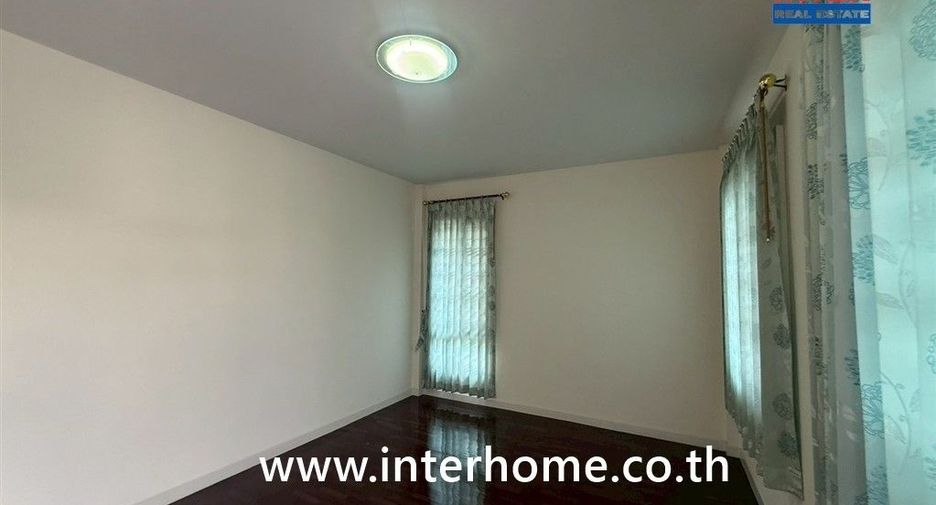 À vendre 5 chambres maison à Phutthamonthon, Nakhon Pathom