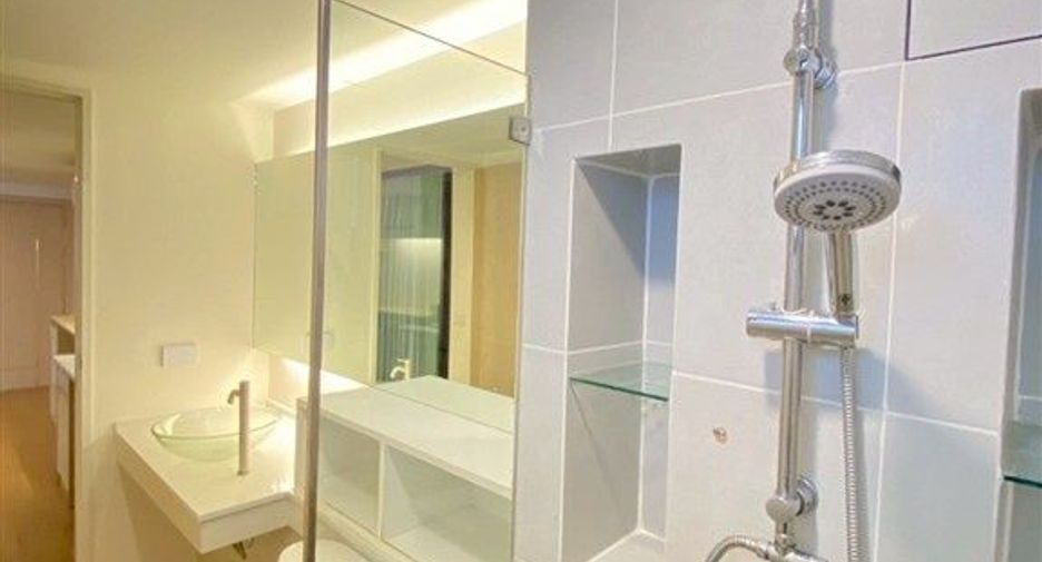 For sale 1 bed condo in Bang Phli, Samut Prakan