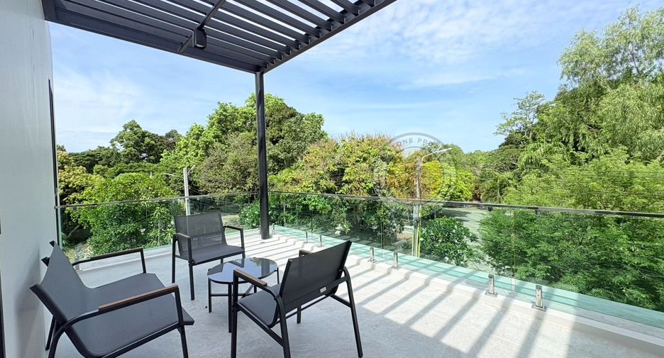 For sale 4 ベッドルーム villa in Jomtien, Pattaya