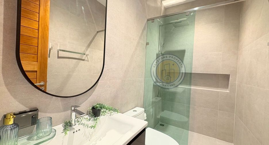 For sale 4 ベッドルーム villa in Jomtien, Pattaya