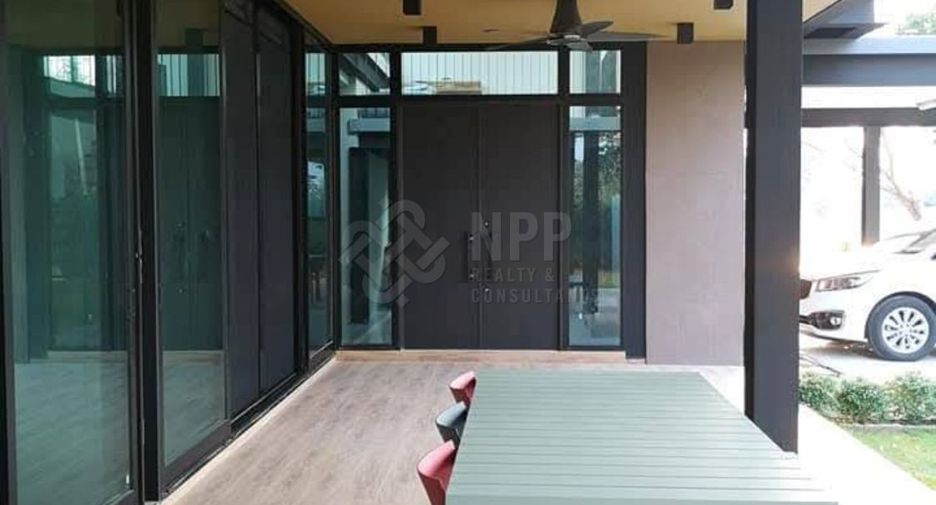 For rent and for sale 4 bedrooms house in Hua Hin, Prachuap Khiri Khan