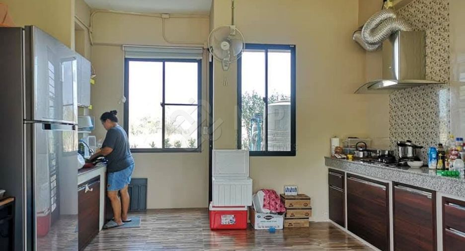 For rent and for sale 4 bedrooms house in Hua Hin, Prachuap Khiri Khan