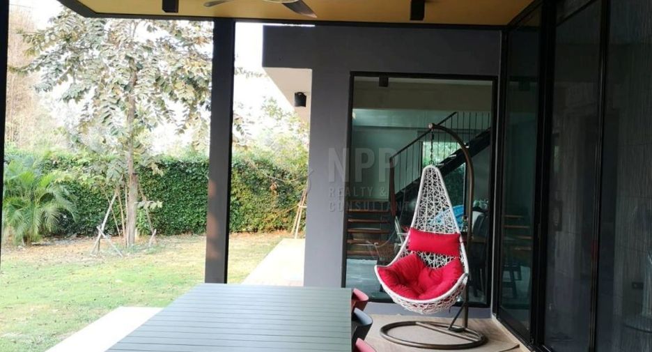 For rent and for sale 4 bedrooms house in Hua Hin, Prachuap Khiri Khan