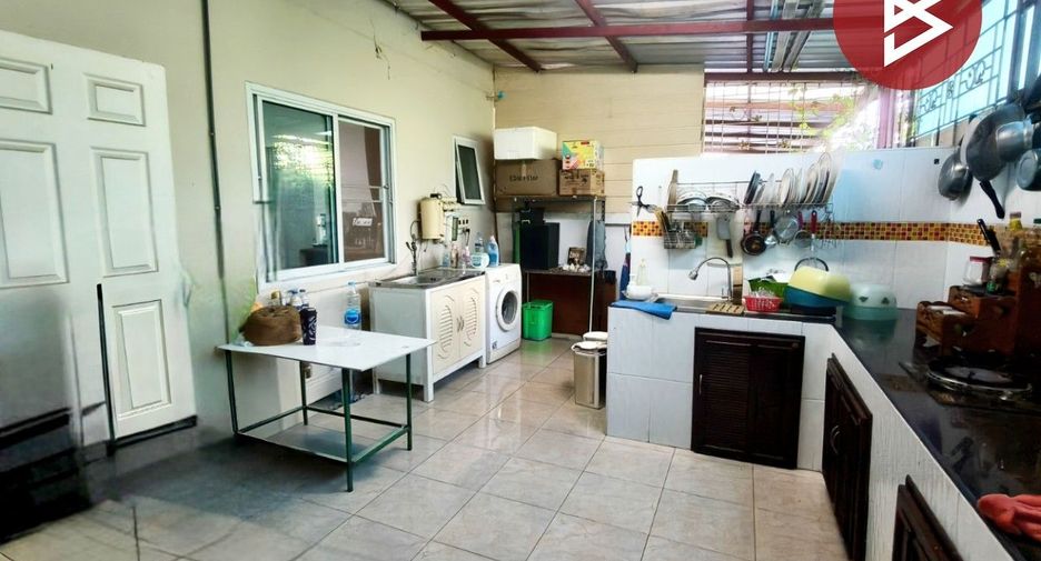 Reihenhaus zum Kauf mit 3 Zimmer in Mueang Chon Buri, Chonburi