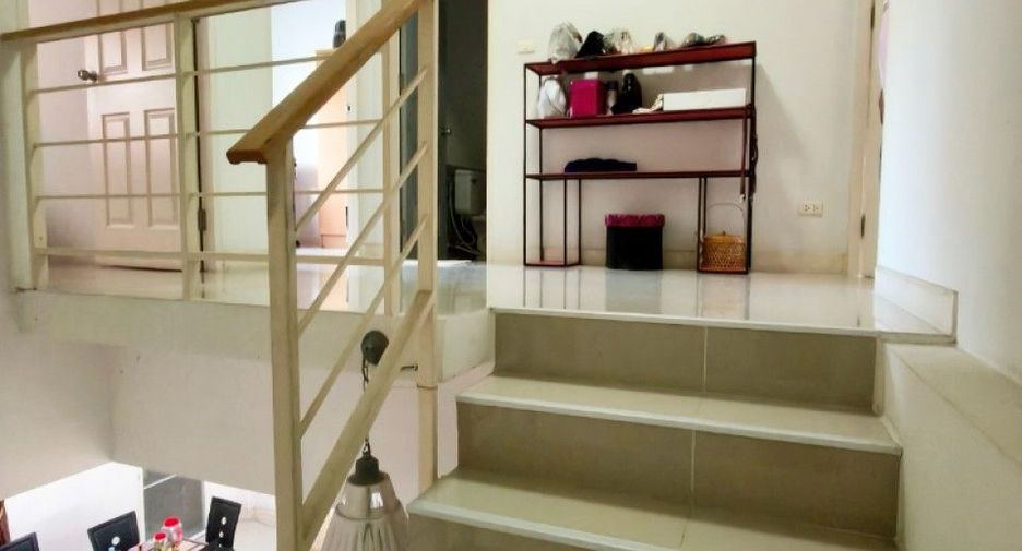 Reihenhaus zum Kauf mit 3 Zimmer in Mueang Chon Buri, Chonburi