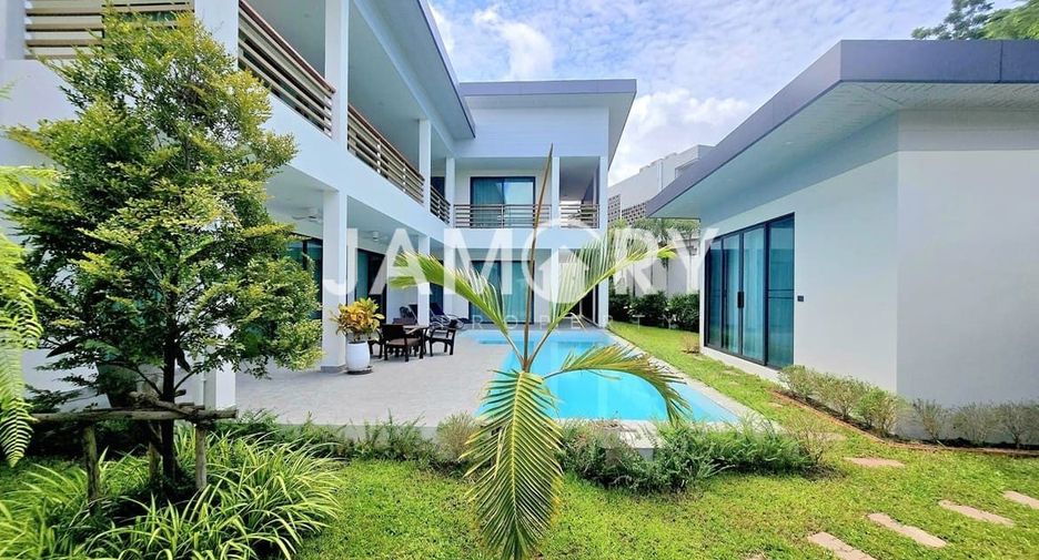For rent 4 bedrooms house in East Pattaya, Pattaya