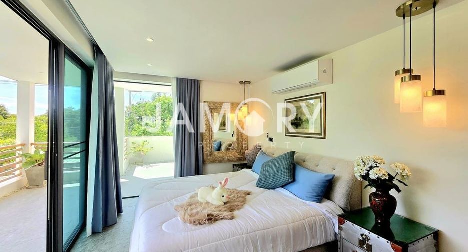 For rent 4 bedrooms house in East Pattaya, Pattaya