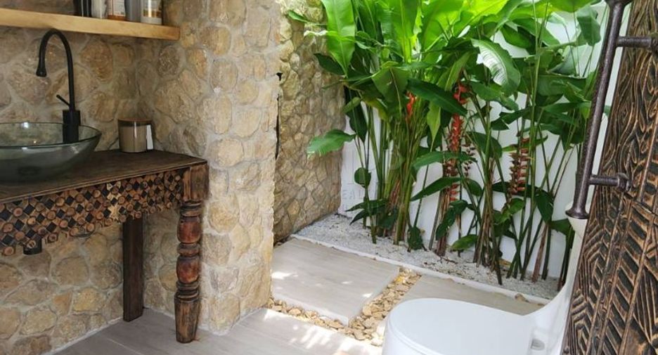For sale 4 bedrooms house in Hua Hin, Prachuap Khiri Khan