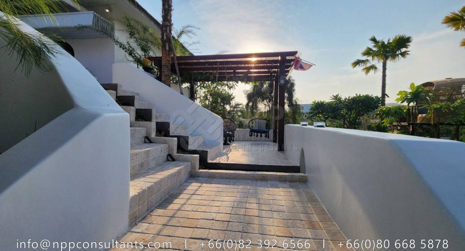 For sale 4 bedrooms house in Hua Hin, Prachuap Khiri Khan