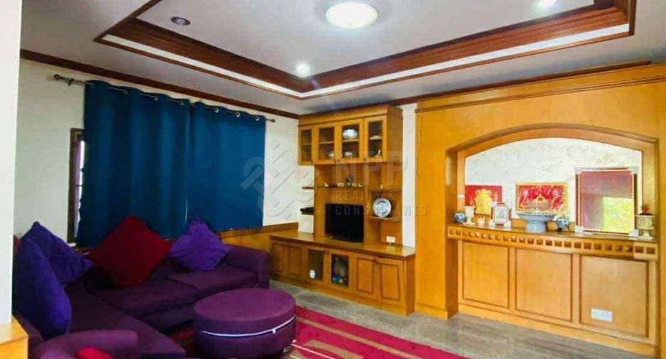 For rent and for sale 4 bedrooms house in Hua Hin, Prachuap Khiri Khan