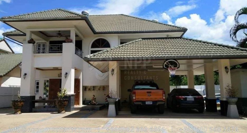 For rent and for sale 4 bedrooms house in Hua Hin, Prachuap Khiri Khan