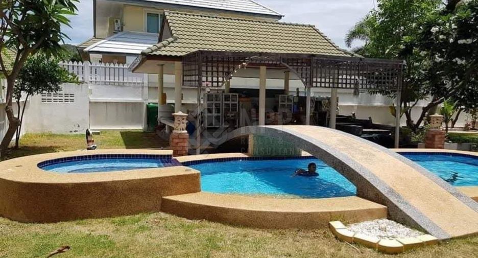 For rent and for sale 4 bedrooms house in Hua Hin, Prachuap Khiri Khan