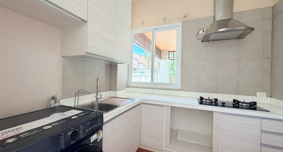 For rent 3 bedrooms house in East Pattaya, Pattaya
