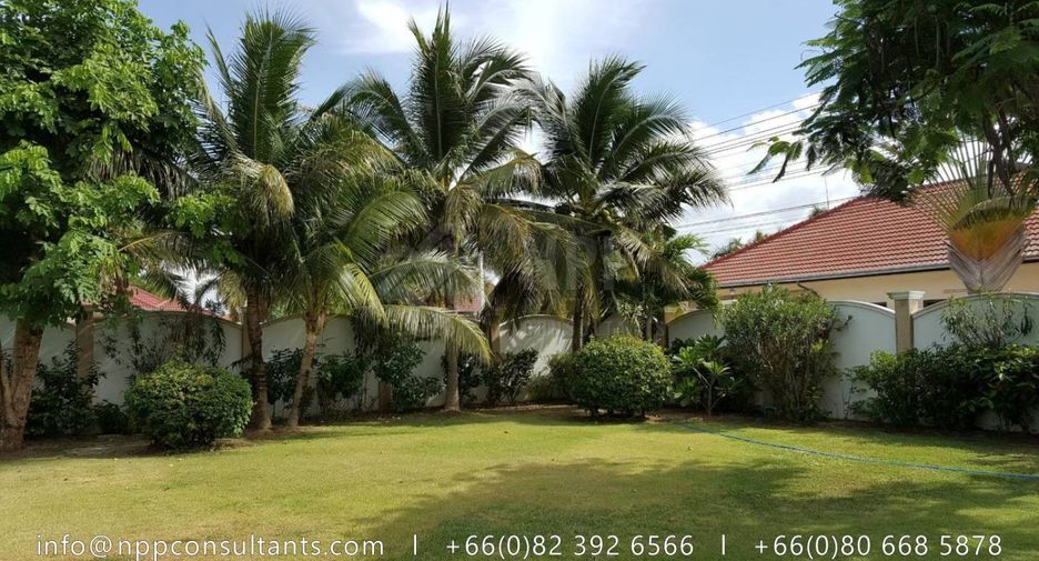 For rent and for sale 4 bedrooms house in Hua Hin, Prachuap Khiri Khan