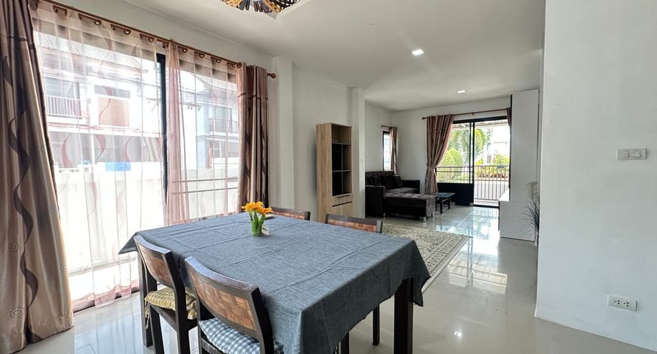 For rent 3 bedrooms house in East Pattaya, Pattaya