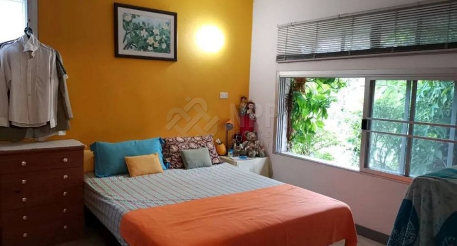 For sale 5 bedrooms house in Hua Hin, Prachuap Khiri Khan