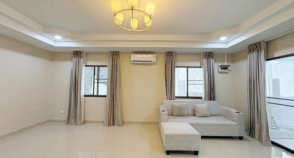 For rent 3 bedrooms house in East Pattaya, Pattaya