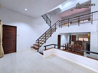 Gewerbefläche zur Miete mit 3 Zimmer in Bang Lamung, Chonburi