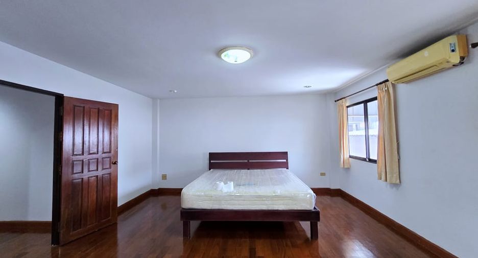 Gewerbefläche zur Miete mit 3 Zimmer in Central Pattaya, Pattaya