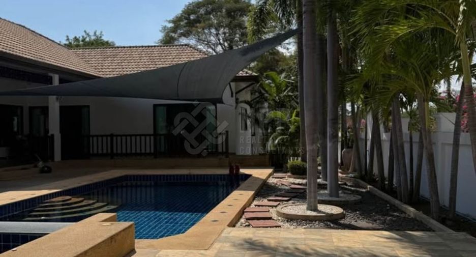 For sale 3 bedrooms house in Hua Hin, Prachuap Khiri Khan