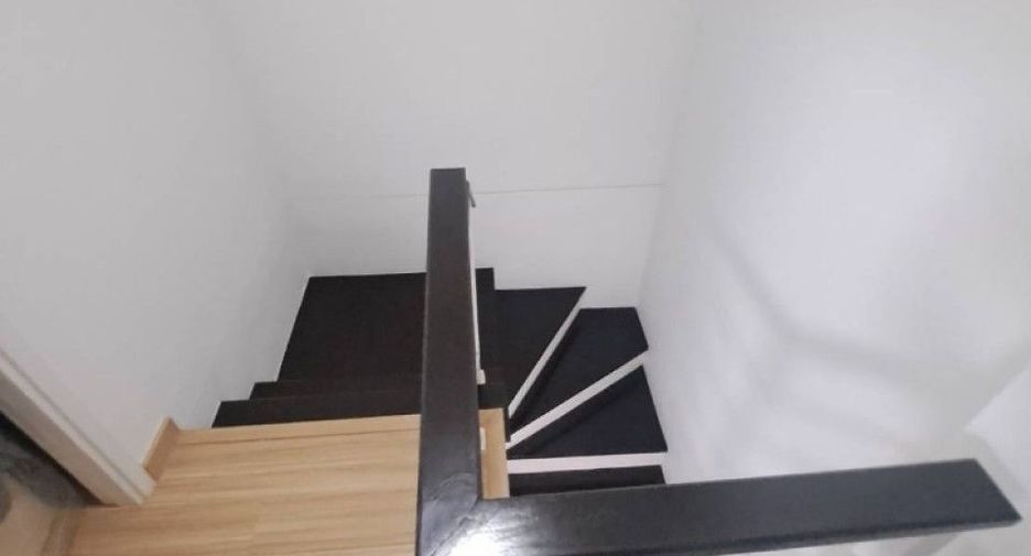 Reihenhaus zum Kauf mit 3 Zimmer in Bang Phli, Samut Prakan