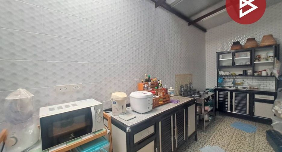 Reihenhaus zum Kauf mit 3 Zimmer in Bang Phli, Samut Prakan