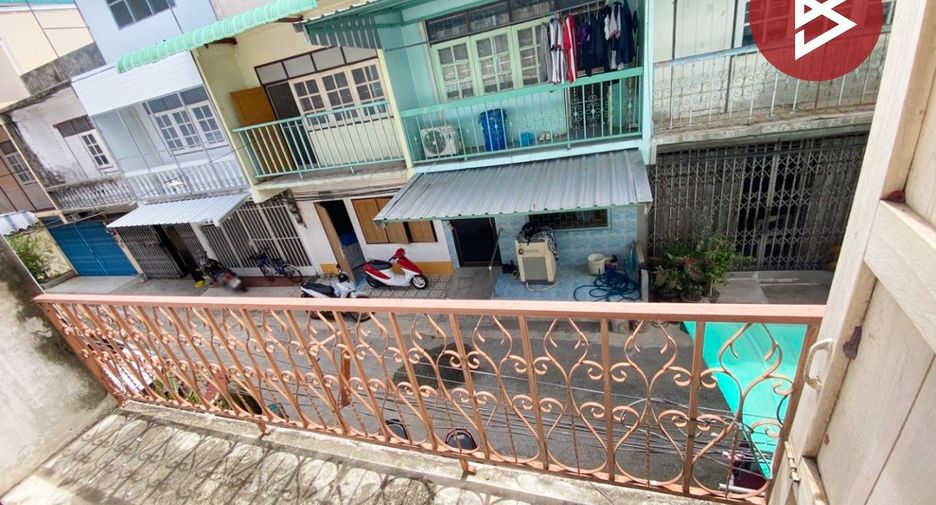 出售 2 卧室 联排别墅 在 Mueang Nakhon Sawan, Nakhon Sawan