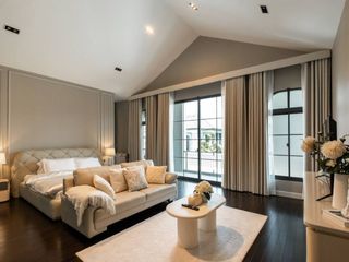 Casa en alquiler y en venta de 5 habitaciones en Mueang Samut Prakan, Samut Prakan