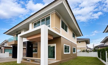 Casa en venta de 3 habitaciones en Saraphi, Chiang Mai