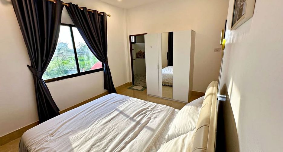 For rent 5 bedrooms villa in Jomtien, Pattaya