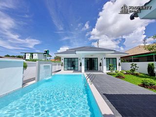 For sale 3 bedrooms villa in Bang Lamung, Chonburi
