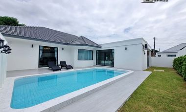 Villa en alquiler y en venta de 4 habitaciones en East Pattaya, Pattaya