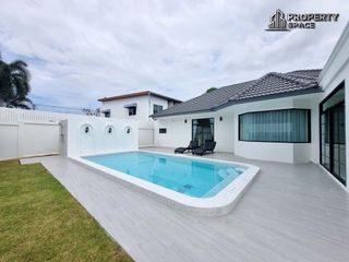 Villa en alquiler y en venta de 4 habitaciones en Bang Lamung, Chonburi