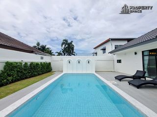 Villa en alquiler y en venta de 4 habitaciones en Bang Lamung, Chonburi