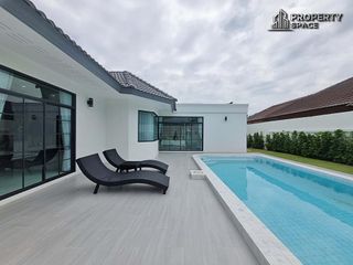 Villa en alquiler y en venta de 4 habitaciones en Bang Lamung, Chonburi