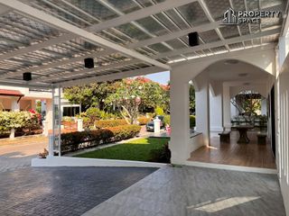 À louer et à vendre 3 chambres villa à Na Jomtien, Pattaya