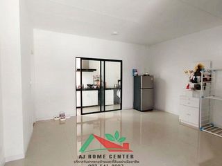 For sale 3 bedrooms townhouse in Thung Khru, Bangkok
