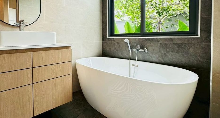 For sale 3 bedrooms villa in East Pattaya, Pattaya