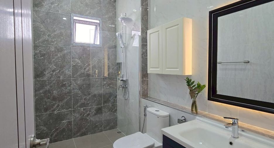 À vendre 3 chambres villa à Huay Yai, Pattaya