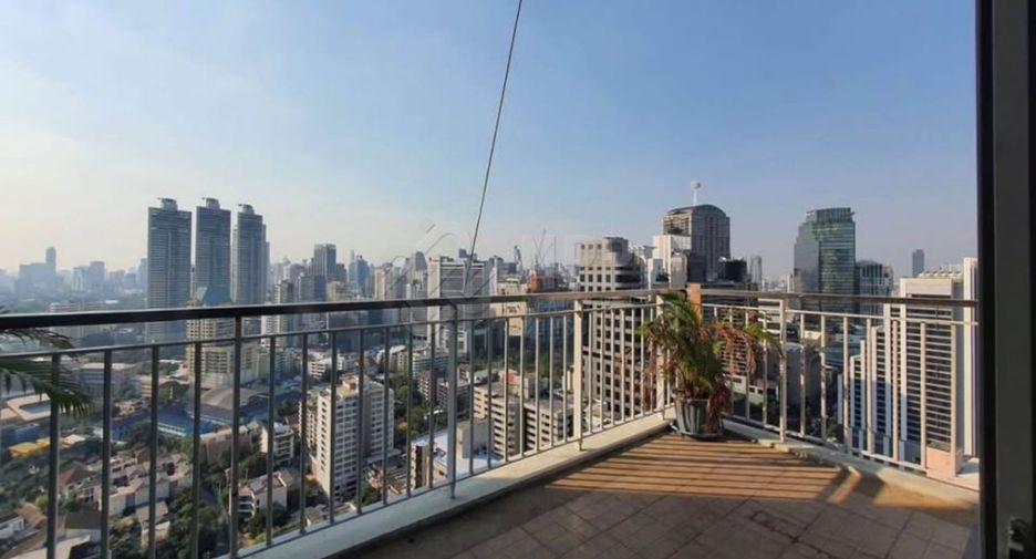 For rent そして for sale 4 ベッドルーム condo in Khlong Toei, Bangkok