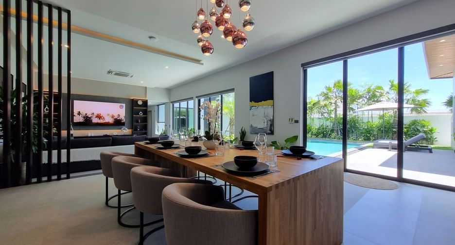 For sale 6 ベッドルーム villa in East Pattaya, Pattaya