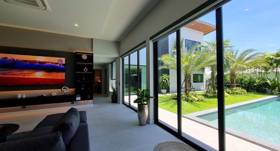 For sale 6 ベッドルーム villa in East Pattaya, Pattaya