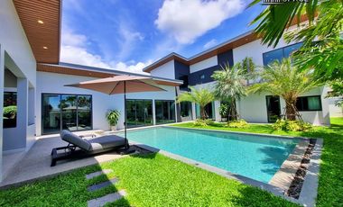 For sale 6 ベッドルーム villa in East Pattaya, Pattaya